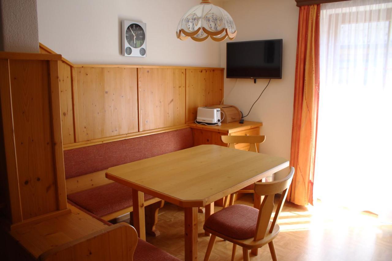 Appartement Gleiminger フォルスタウ エクステリア 写真